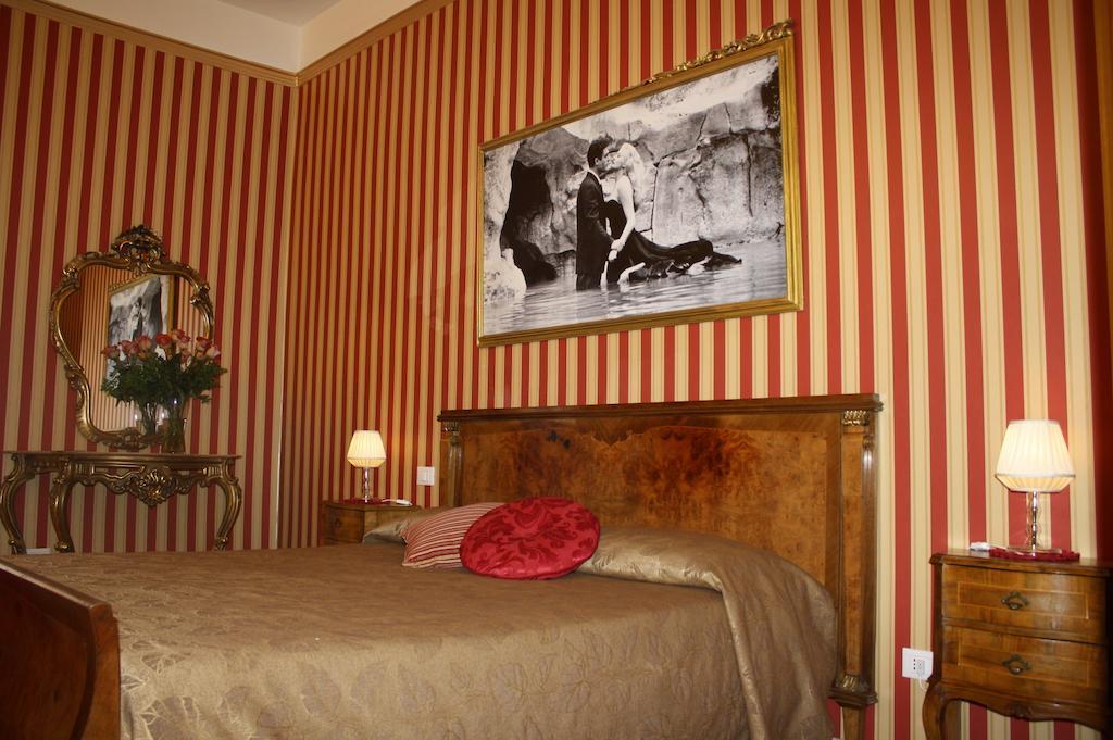 Le Sorelle Lumiere Bed and Breakfast Roma Habitación foto
