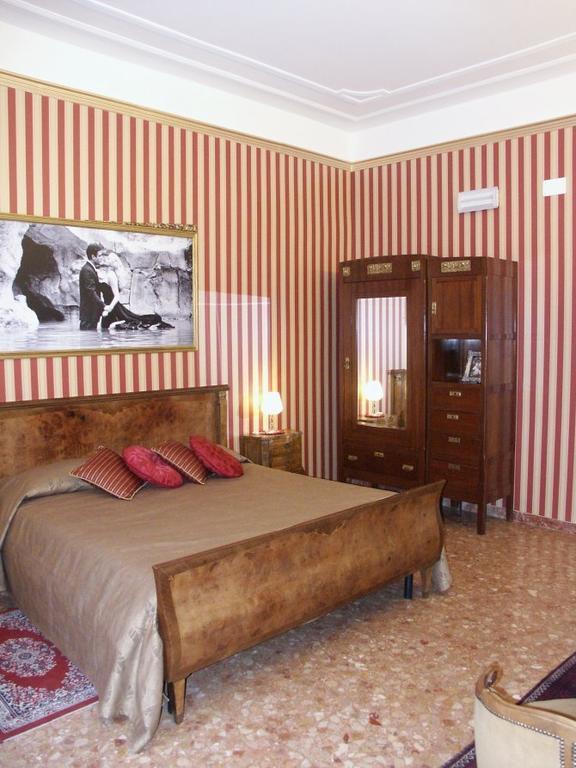 Le Sorelle Lumiere Bed and Breakfast Roma Habitación foto